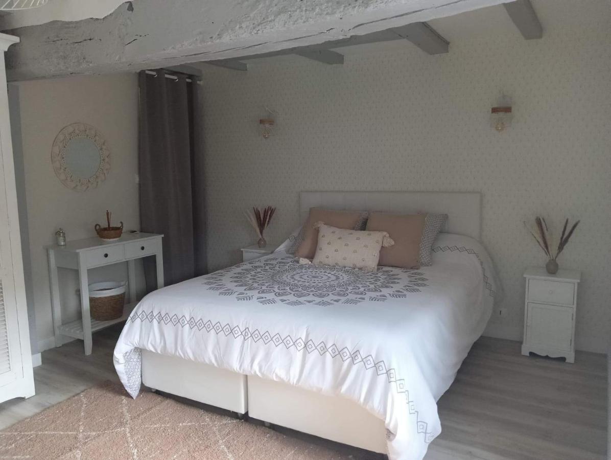Chambre D'Hote Familiale De La Maison Bleue Lanvallay Buitenkant foto